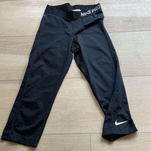 Nike capris